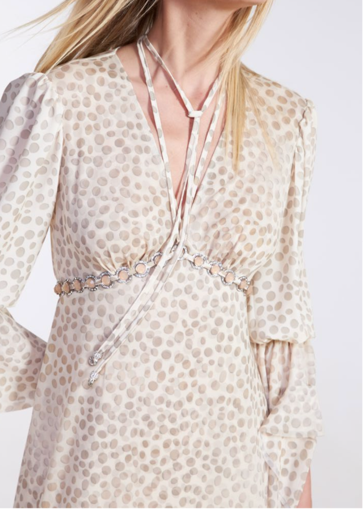 Vestido midi lunares manga larga