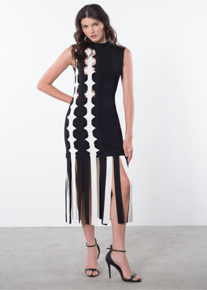 Vestido recortes tricot con flecos