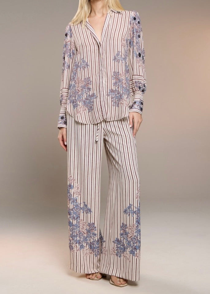 Conjunto camisa y pantalón rayas aplique flores
