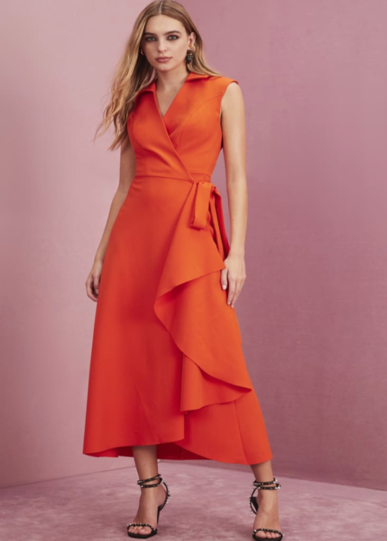 Vestido cuello camisa y volante