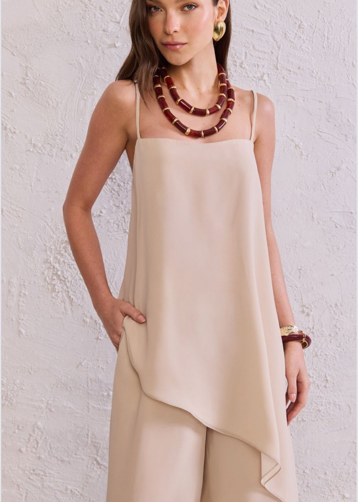 Conjunto camisa irregular con pantalón