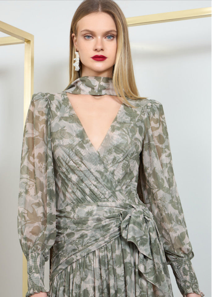 Vestido tulle floral con lazo cintura