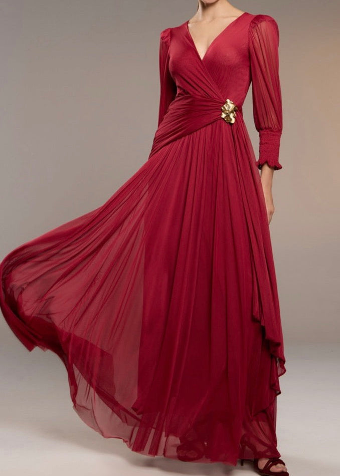 Vestido largo cuello V con aplique