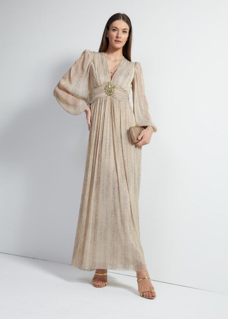 Vestido largo mangas con aplique