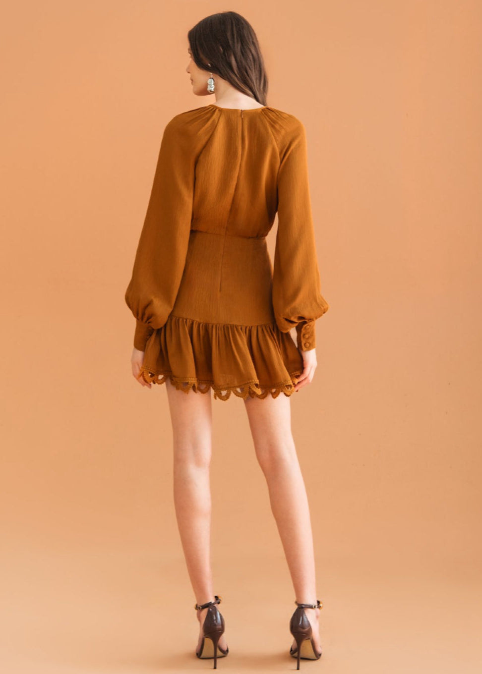 Vestido corto m/l entremeios