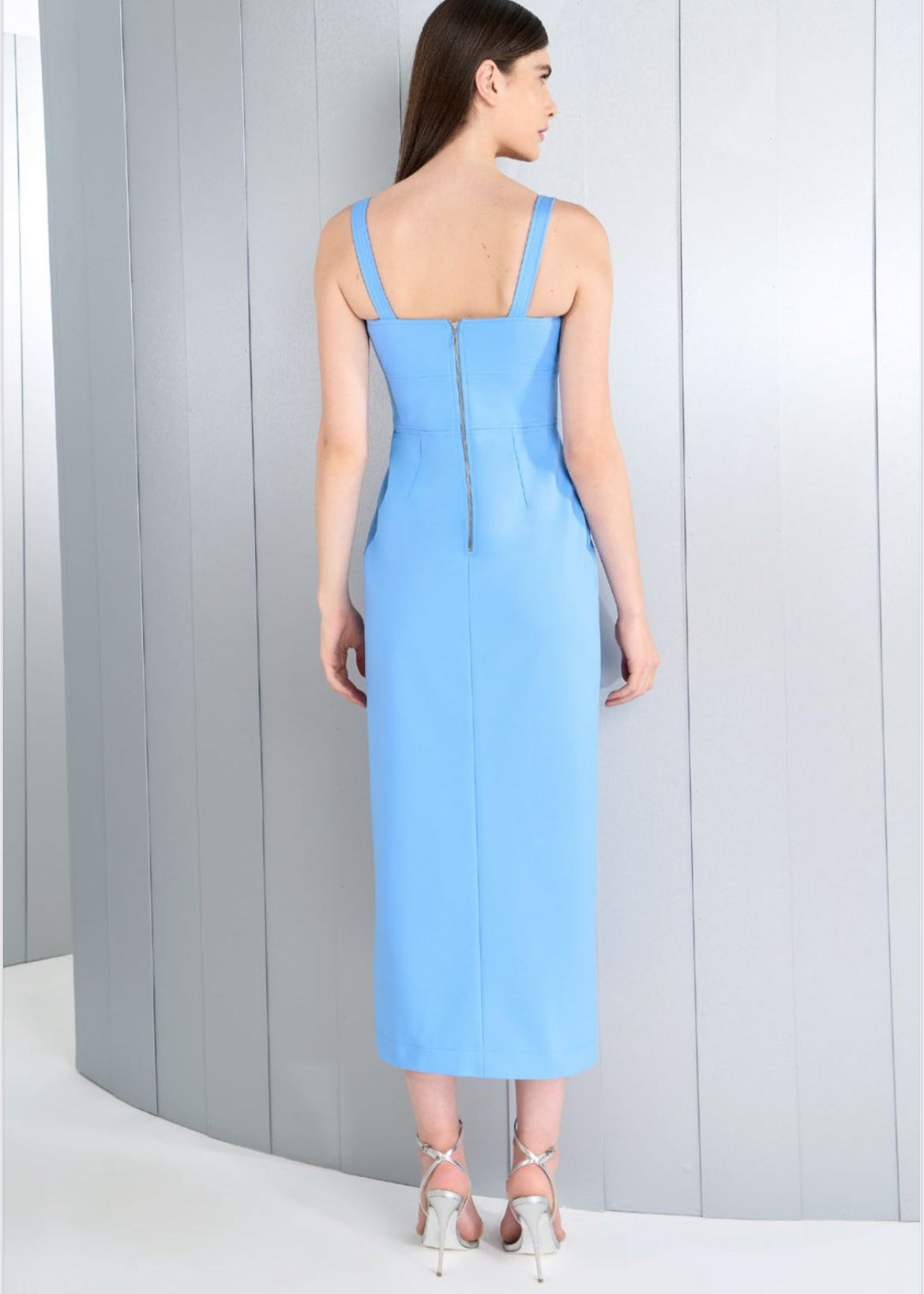 Vestido midi apertura