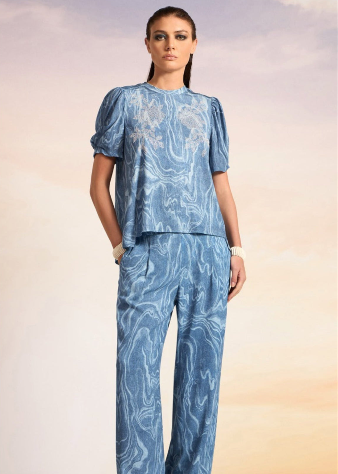 Conjunto franela apliques con pantalon tipo blue jean