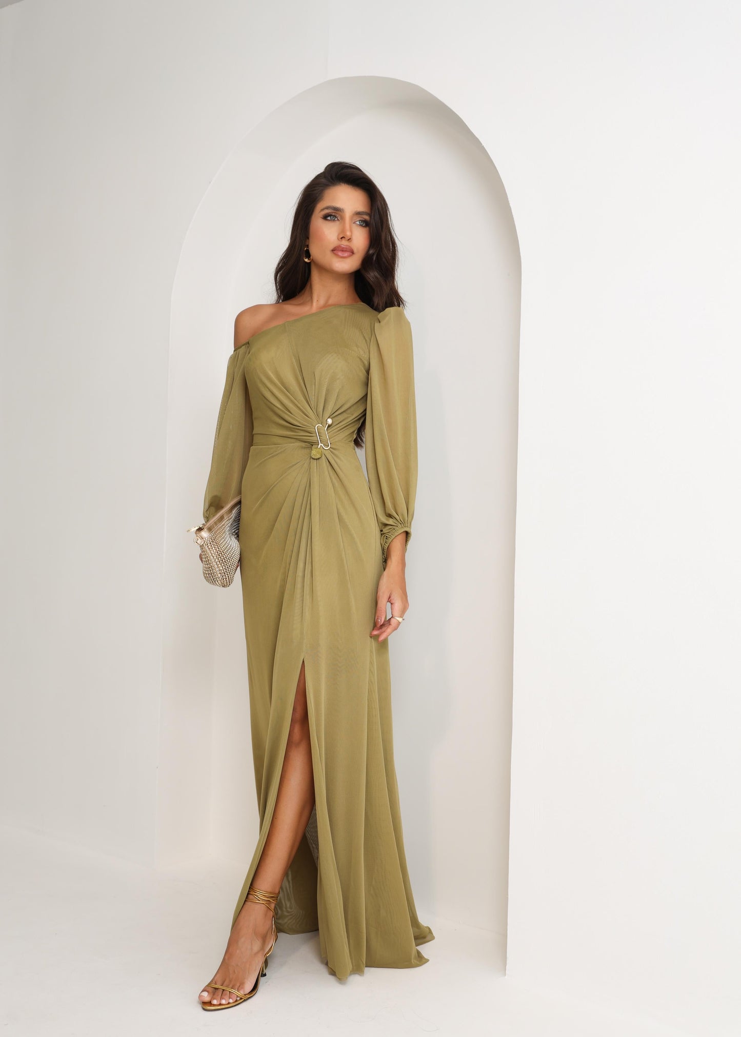 Vestido largo tulle un hombro