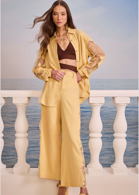 Conjunto pantalón y camisa soft linen con encaje