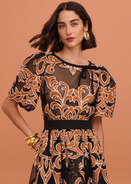 Conjunto top bombacho tulle y falda