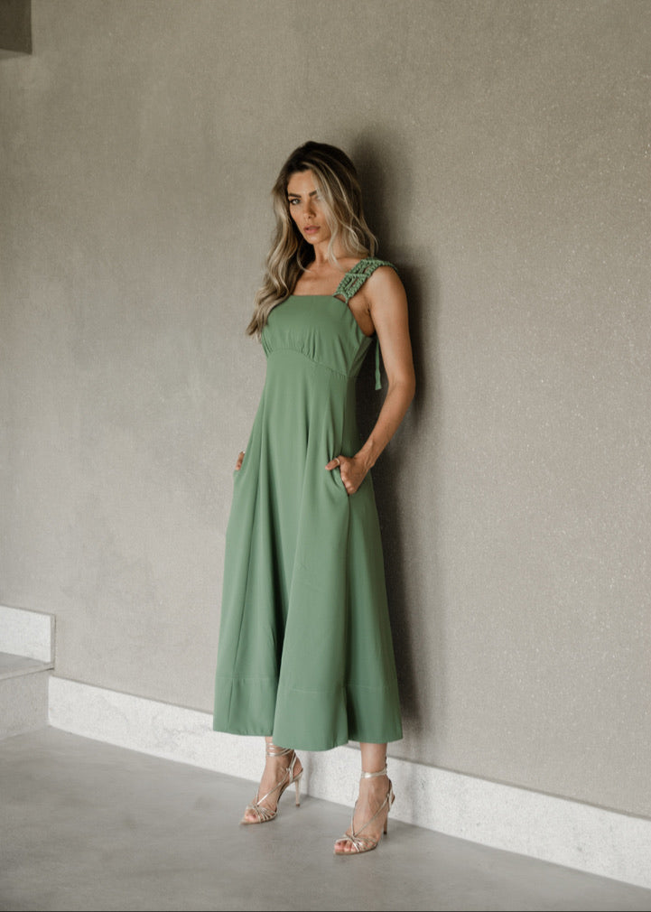 Vestido midi macrame