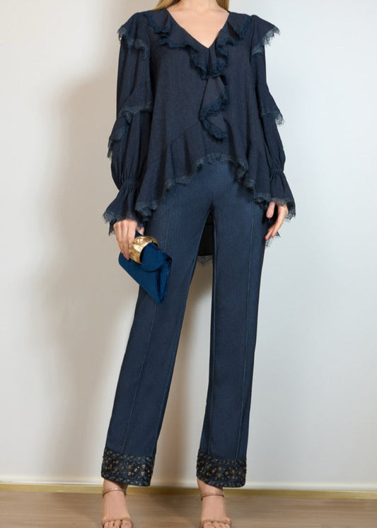 Conjunto blusa volantes y pantalón bordado