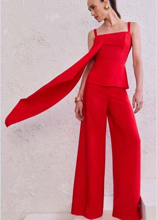 Braga con capa y volante