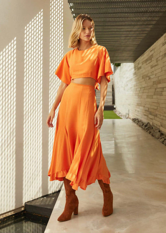 Conjunto crop top y falda