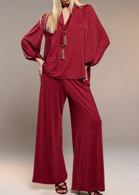 Conjunto animal print vinotinto