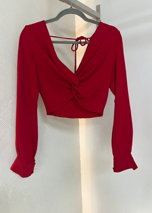 Crop top manga larga