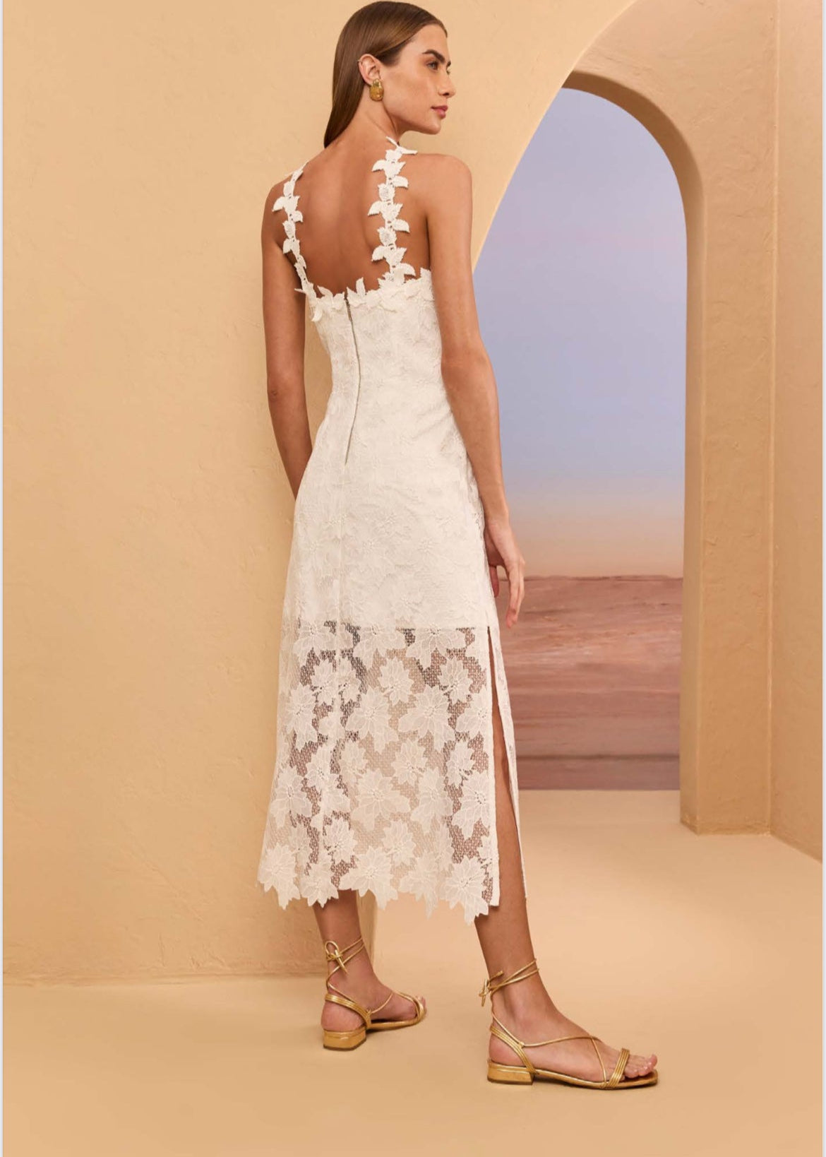 Vestido encaje flores halter
