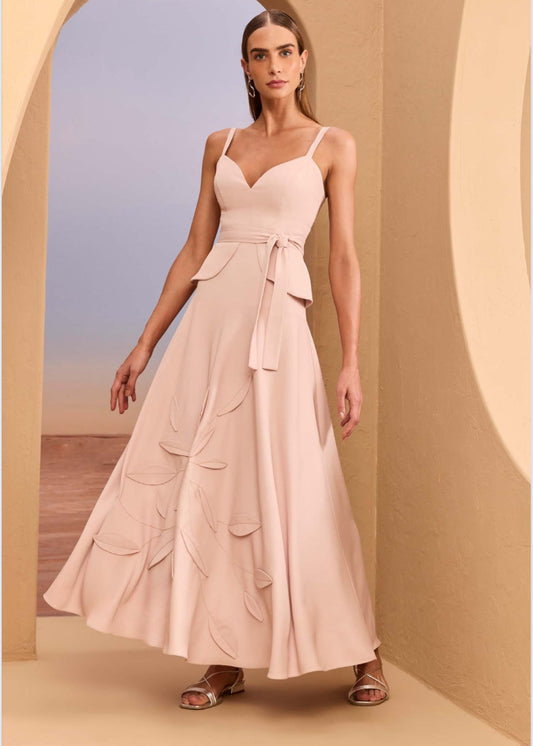 Vestido largo hojas 3d con cinturón
