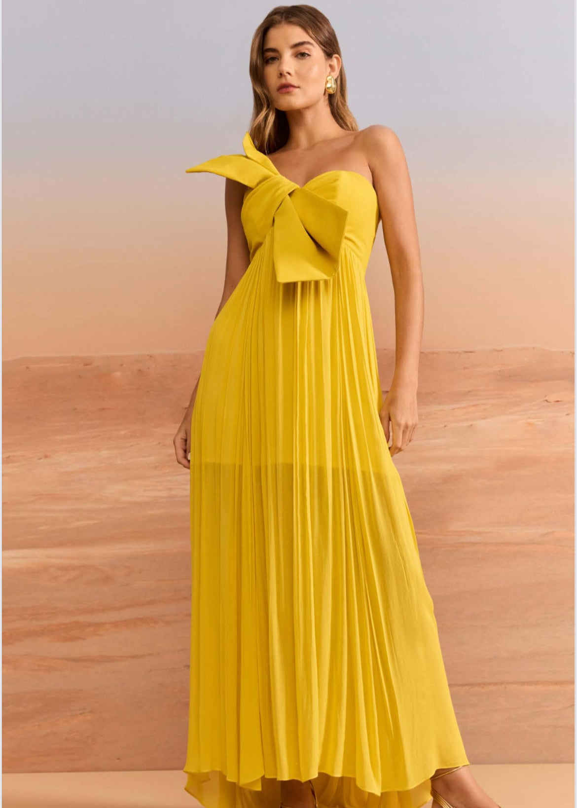 Vestido largo strapless lazo