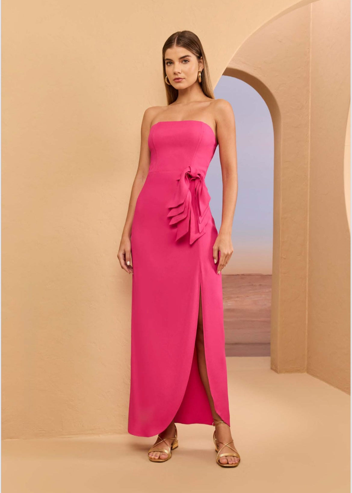 Vestido midi strapless