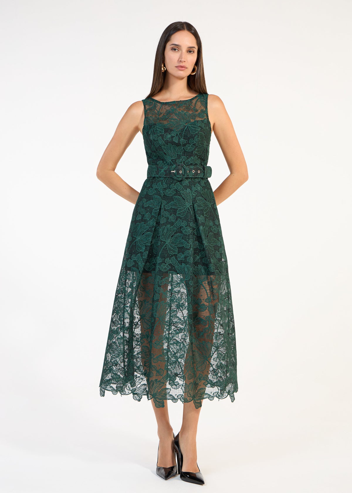 Vestido encaje midi con cinturón