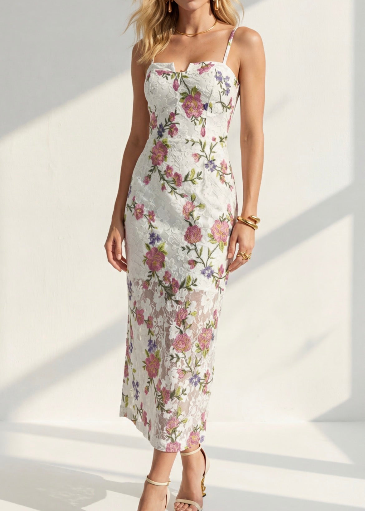 Vestido Luma midi encaje flores
