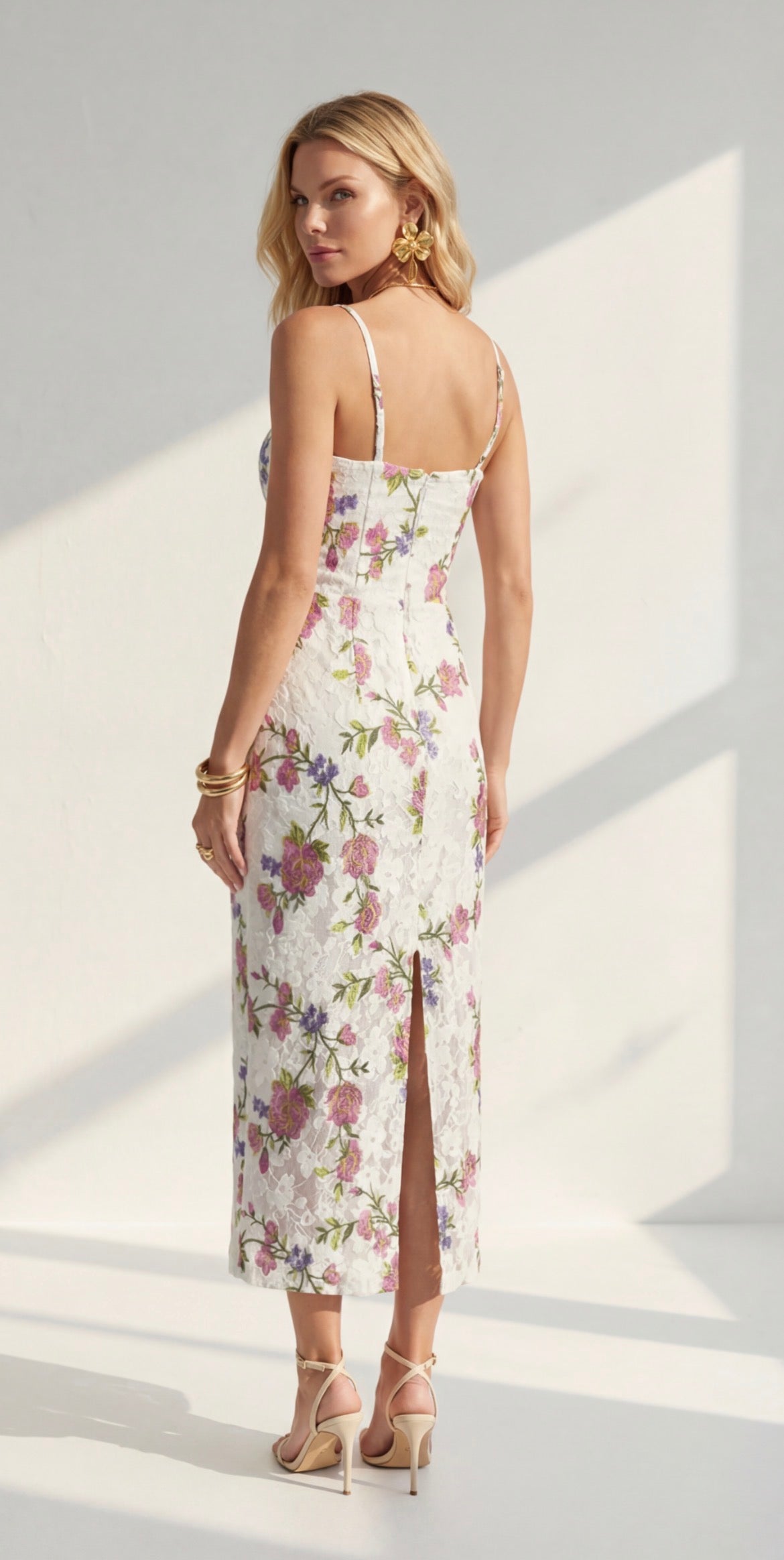 Vestido Luma midi encaje flores